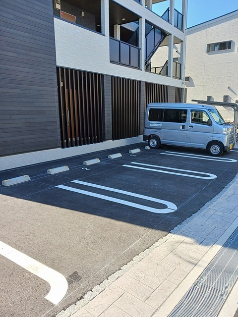 14/20 駐車場