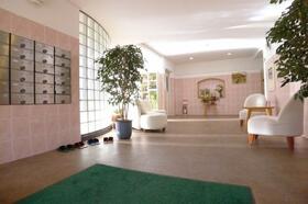 3/3 エントランス