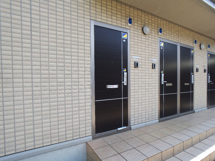 17/19 エントランス