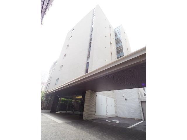 パークフラッツ市谷台町坂の外観