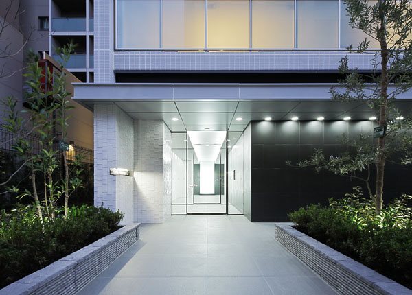 3/4 エントランス