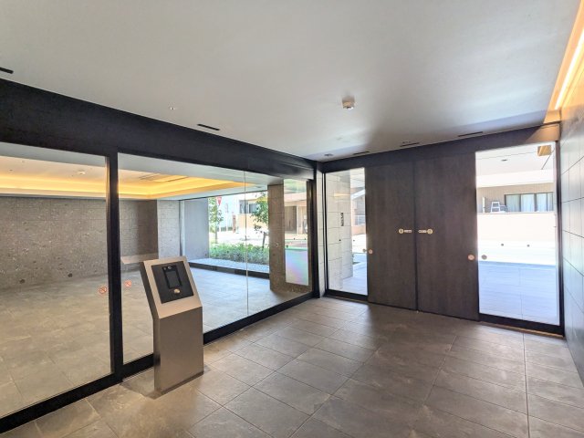 2/8 エントランス