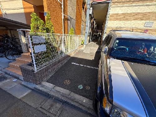 18/18 エントランス