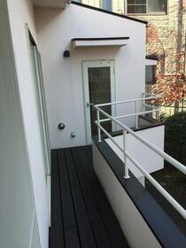 14/16 バルコニー