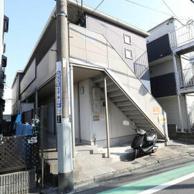 14/14 エントランス