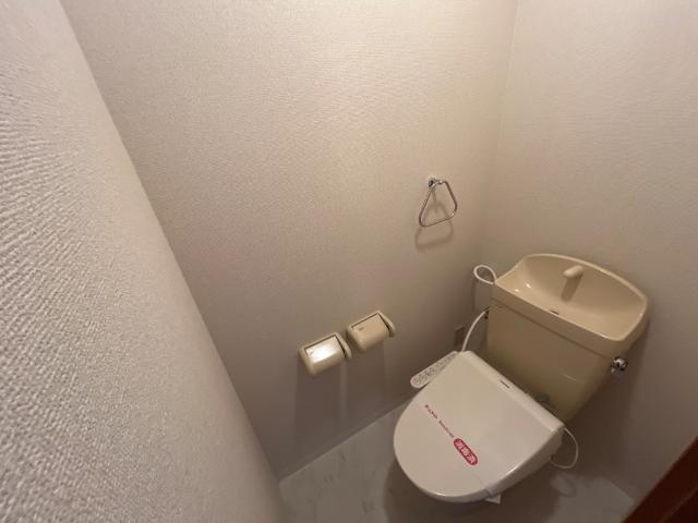 16/27 トイレ