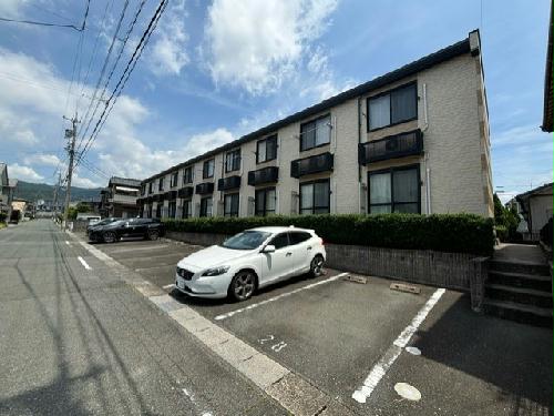 14/14 駐車場