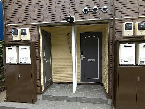 14/14 エントランス