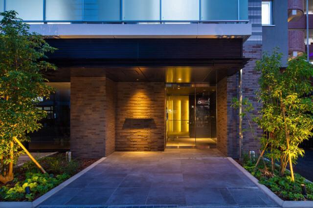 22/24 エントランス