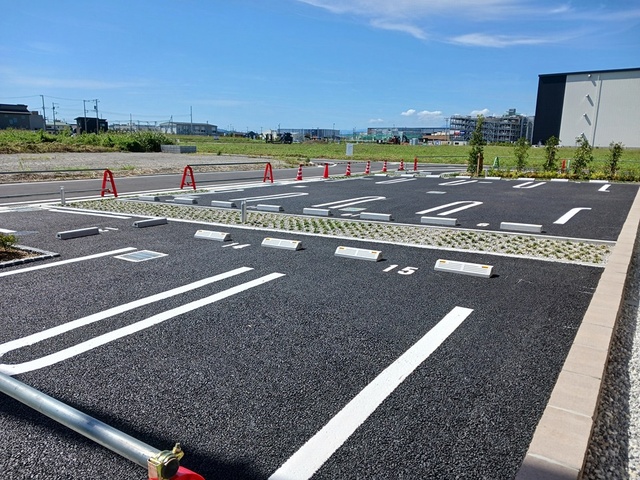 14/20 駐車場