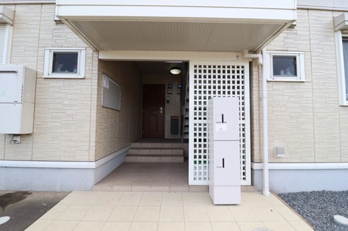 17/18 エントランス