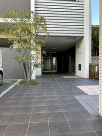 15/16 エントランス