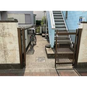 19/29 エントランス