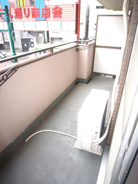 18/26 バルコニー