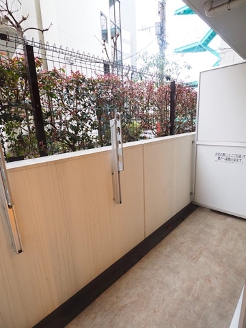 18/30 バルコニー