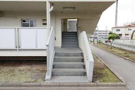 17/19 エントランス