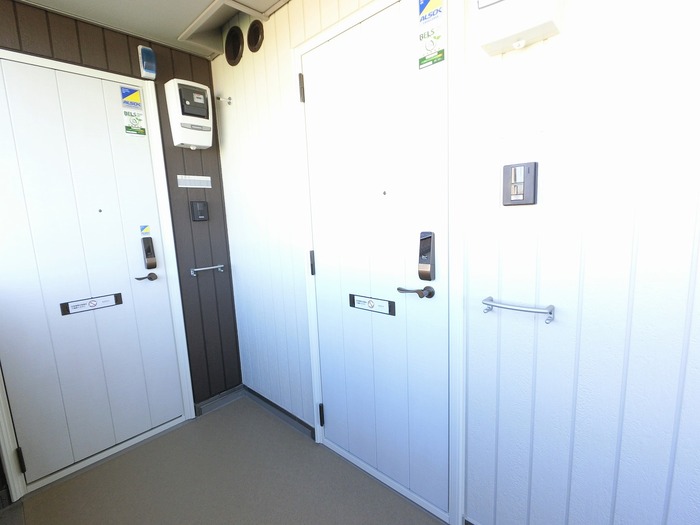 19/23 エントランス