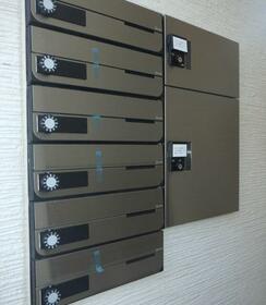 17/17 エントランス