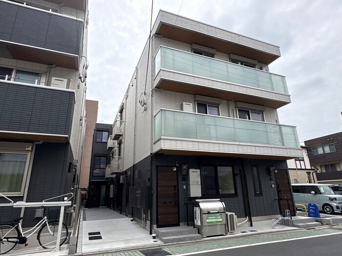 1/16 外観