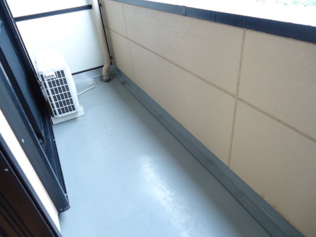 16/28 バルコニー