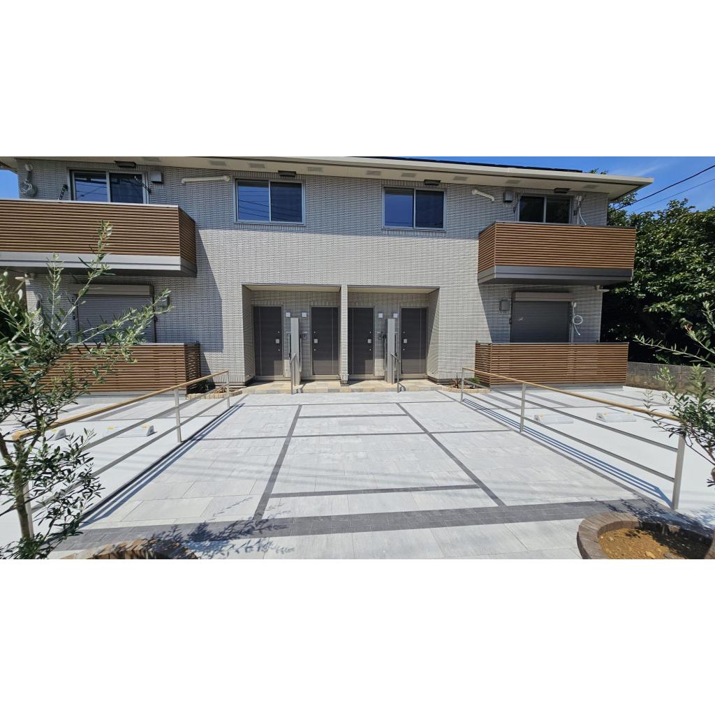 14/15 エントランス