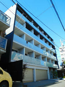 プレール・ドゥーク下北沢の外観