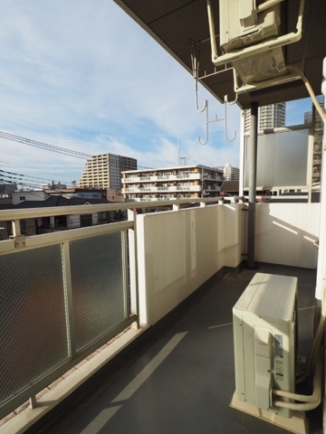 18/23 バルコニー