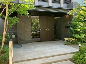 3/3 エントランス