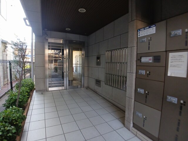 2/8 エントランス