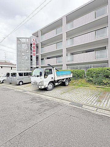 28/29 駐車場