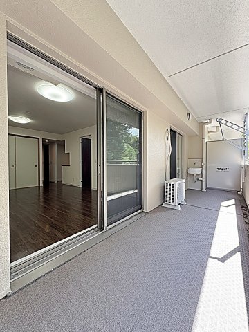 21/30 バルコニー