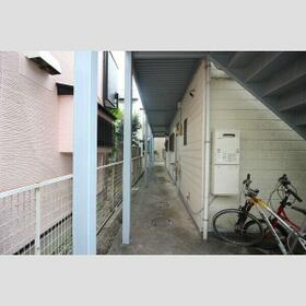 15/16 エントランス