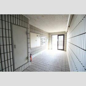 4/4 エントランス