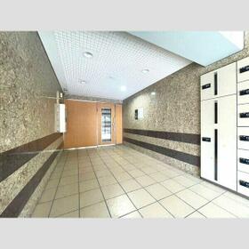 2/3 エントランス