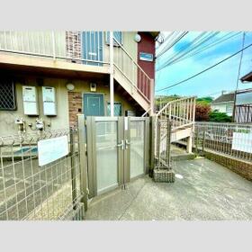 15/15 エントランス