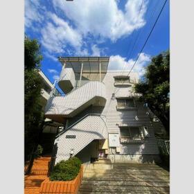 3/3 エントランス