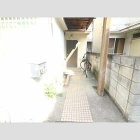 15/16 エントランス