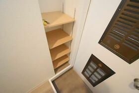 2/13 エントランス