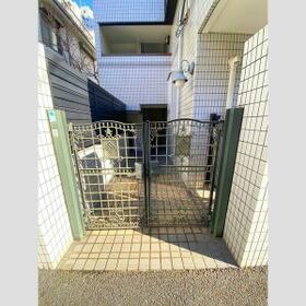 3/3 エントランス