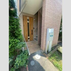 4/4 エントランス