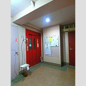 15/25 エントランス