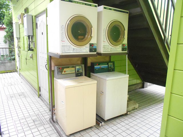 14/23 エントランス