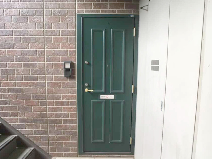 19/23 エントランス