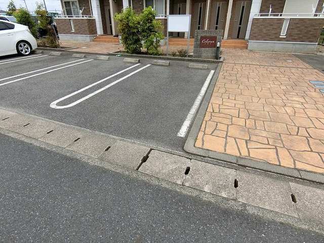 14/20 駐車場