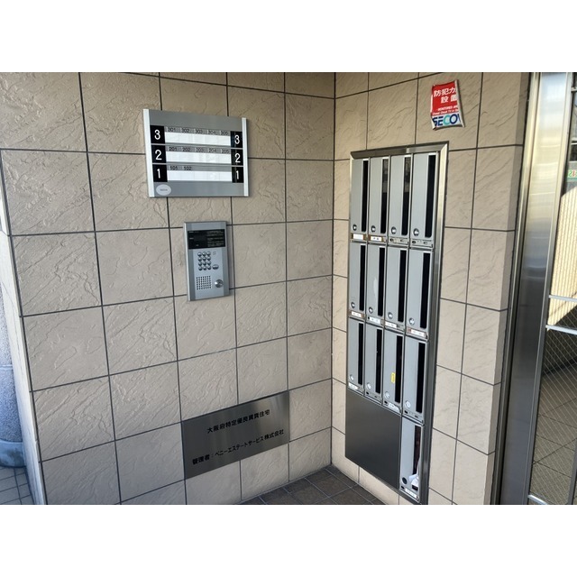 2/8 エントランス