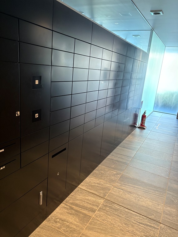 4/4 エントランス