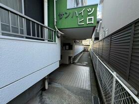 15/16 エントランス