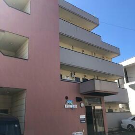 16/22 エントランス