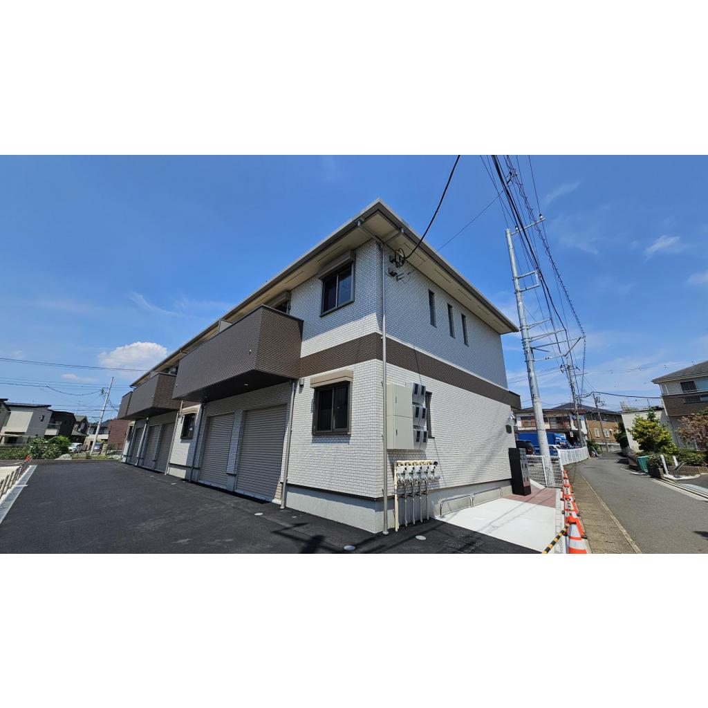 14/22 エントランス