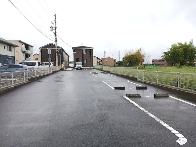 14/20 駐車場